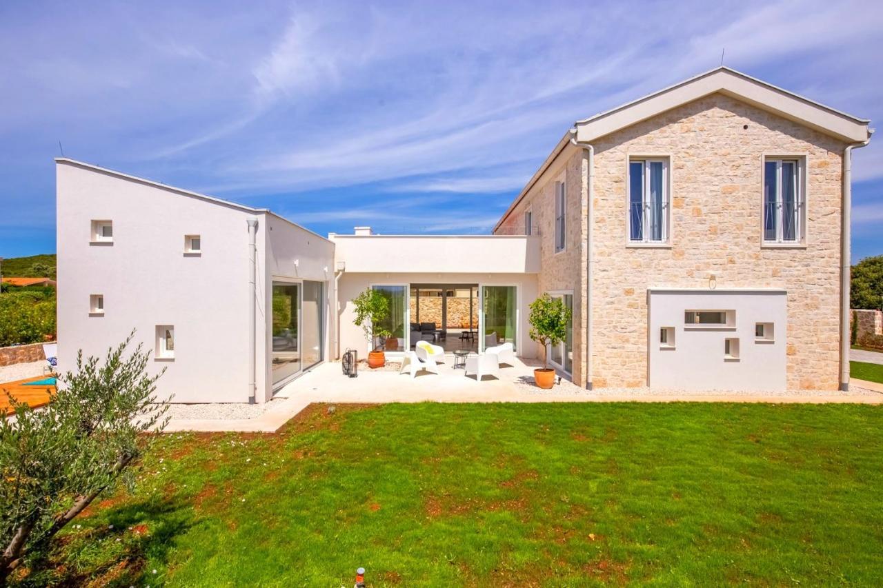 Villa Vela Muline - 8 Plus 2 Guests - Heated Pool Ugljan Exterior foto
